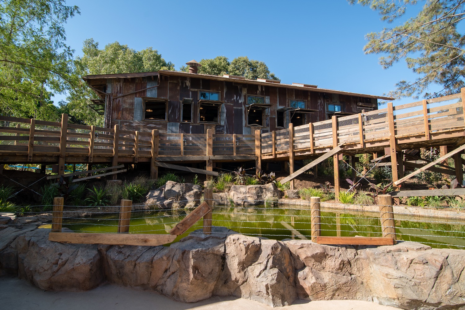 Front view of the Woolshed at Walkabout Australia